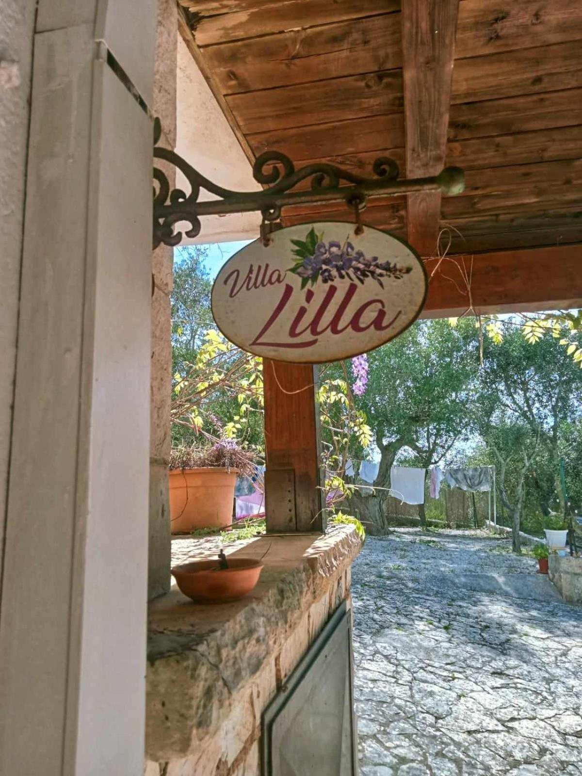 Villa Lilla オストゥーニ エクステリア 写真